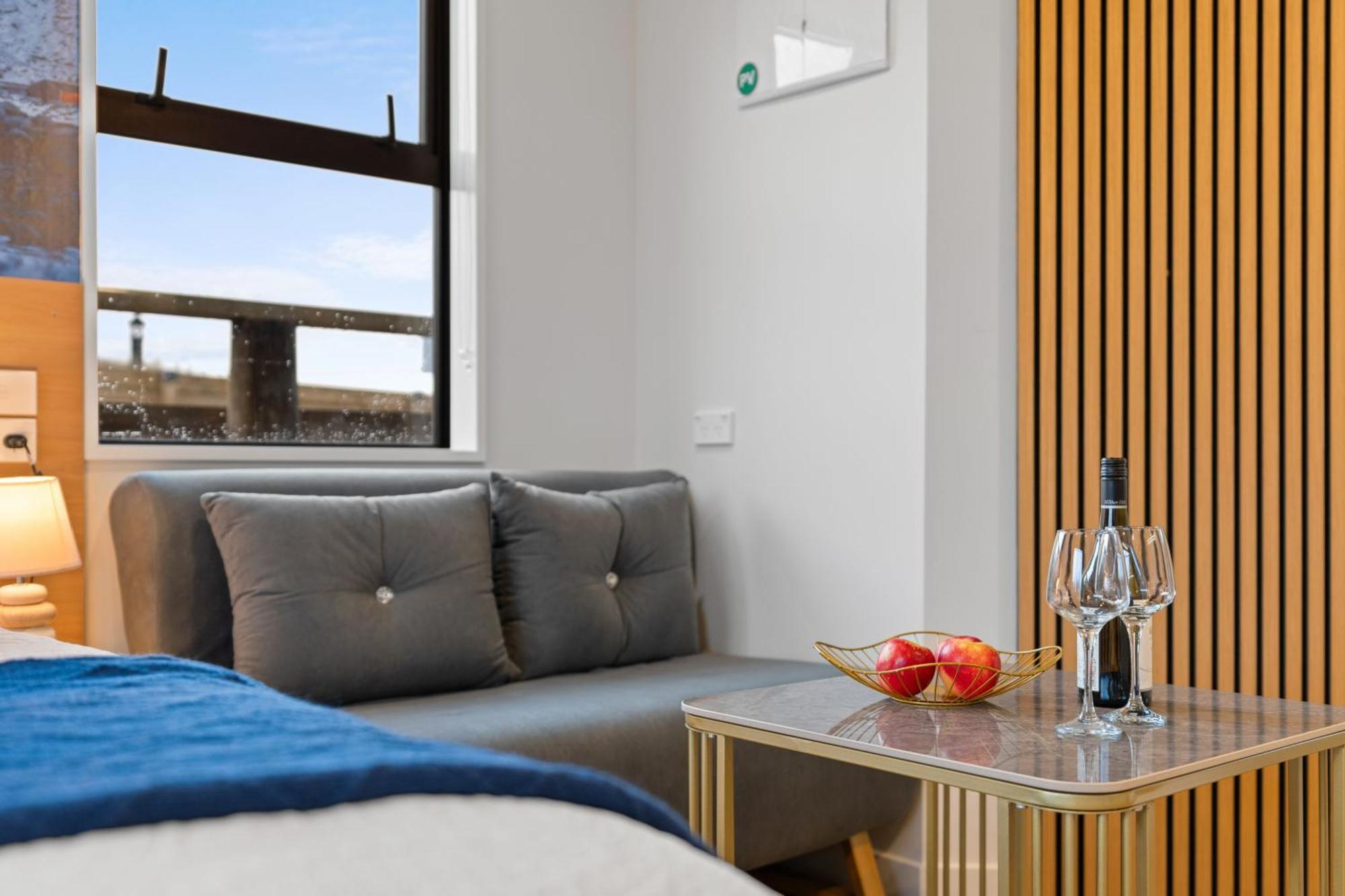Sunshine Suites Lake Tekapo Dış mekan fotoğraf